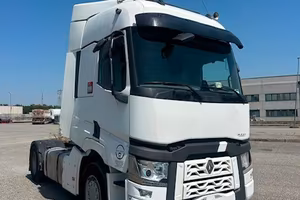 TRATTORI STARDALI RENAULT