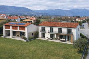 Rustico / Casale di 300 m² con più di 5 locali a B