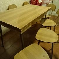 TAVOLO E 6 SEDIE TUTTO IN FORMICA VINTAGE