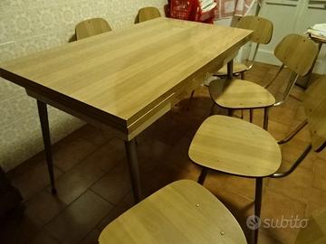 TAVOLO E 6 SEDIE TUTTO IN FORMICA VINTAGE