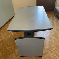 Scrivania  ufficio 135x85 h 76 molto resistente
