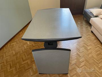 Scrivania  ufficio 135x85 h 76 molto resistente