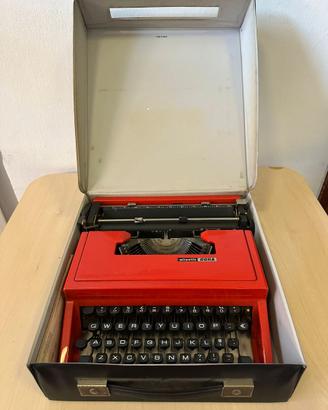 Olivetti Dora