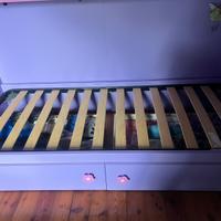 Letto singolo con cassetti