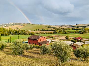 Porzione di casale immerso nella natura