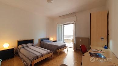 Due posti in spaziosa doppia con balcone da magg