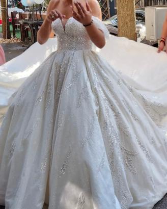 Abito da sposa, 4 ore usato 