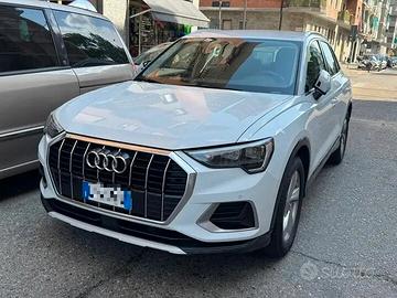 Audi Q3 35 TDI S tronic Business Advanced