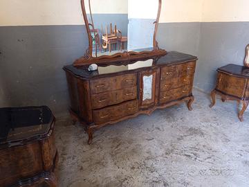 Comò e comodini antichi