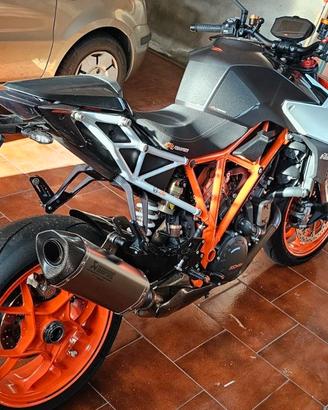 ktm 1290 super duke 