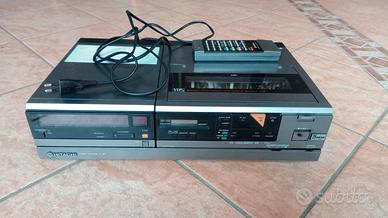 Video registratore VHS Hitachi
