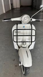 Portapacchi anteriore Vespa