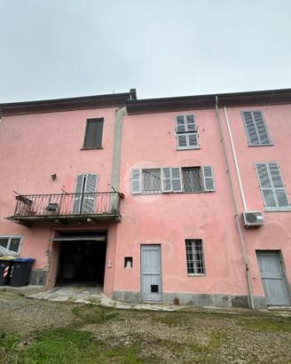 CASA SEMINDIPENDENTE A PIETRA MARAZZI