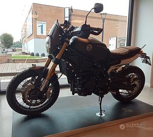 Benelli Leoncino 800 TRAIL