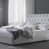 Letto matrimoniale contenitore stile Chesterfield