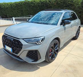 Audi RS Q3 2.5 quattro s-tronic
