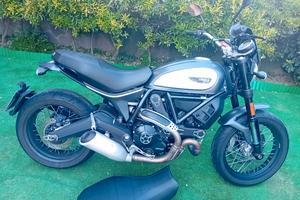 Ducati scrambler 