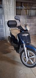 Scarabeo 125