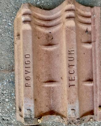 Tegole usate 42x23 cm – circa 400 pezzi