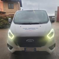 Ford transit custom passo lungo