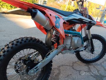 Nuova PIT BIKE 125 17/14 GRAFIC. REPLICA KTM