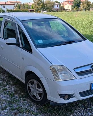Opel Meriva 1,3 cdti