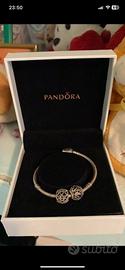 Bracciale Pandora con charm