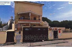 Villa o villino Nettuno [A4352055]
