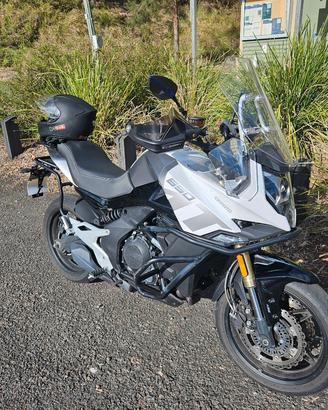 Cf moto