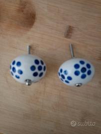 2 pomelli per anta armadio, cassetti