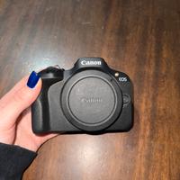 CANON EOS con OBIETTIVO 18.55