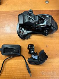 Cambio SRAM XX1 Eagle AXS 12 V con Comando.