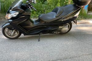 BURGMAN AN400