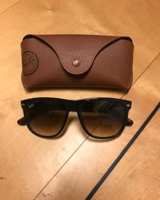 Splendidi occhiali da sole RAY-BAN Mod. Boyfriend