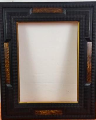 cornice guilloche ebanizzata