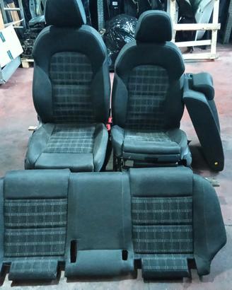 sedili audi a 4 anno 2011