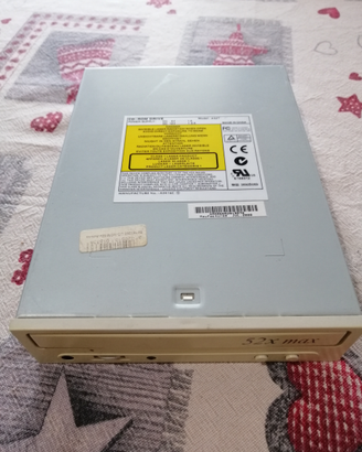 Lettore cd-rom per pc