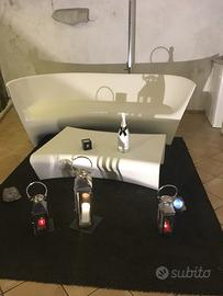 DIVANO TAVOLO DRIADE ED OMBRELLONE A BRACCIO SHADE
