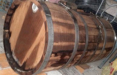 Botte madre aceto balsamico badessa mosto cotto