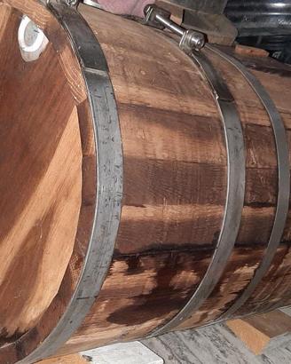 Botte madre aceto balsamico badessa mosto cotto