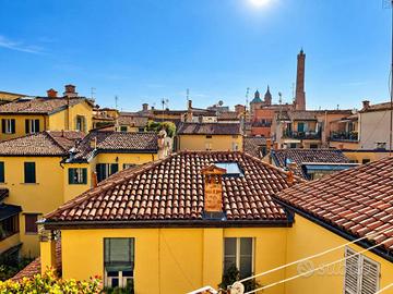 Appartamento di 107 m² con 4 locali a Bologna