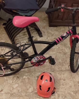 Bicicletta 20 con casco 