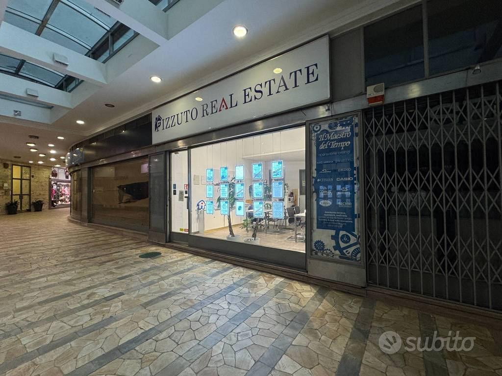Immobile di 75 m² a Milano - Vista 2