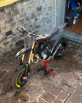 XE 125