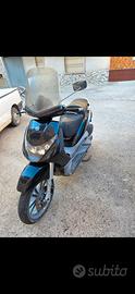 Beverly 250cc IE anno 2006