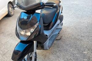 Beverly 250cc IE anno 2006