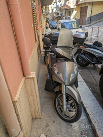 Peugeot geopolis 300 anno 2011