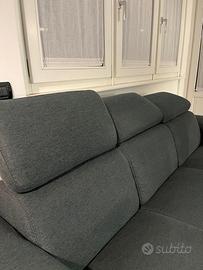 Divano DONDI + POUF (opzionale)