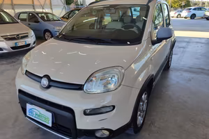 FIAT Panda 0.9 TwinAir Turbo Natural Power Trekk