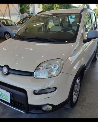FIAT Panda 0.9 TwinAir Turbo Natural Power Trekk